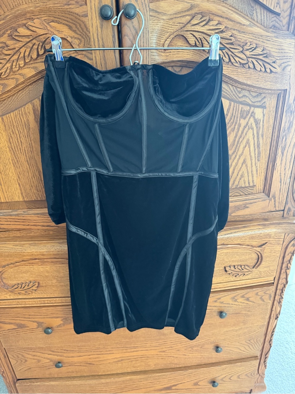 PrettyLittleThing  Black Velvet Corset Bardot Mesh Insert Bodycon Dress